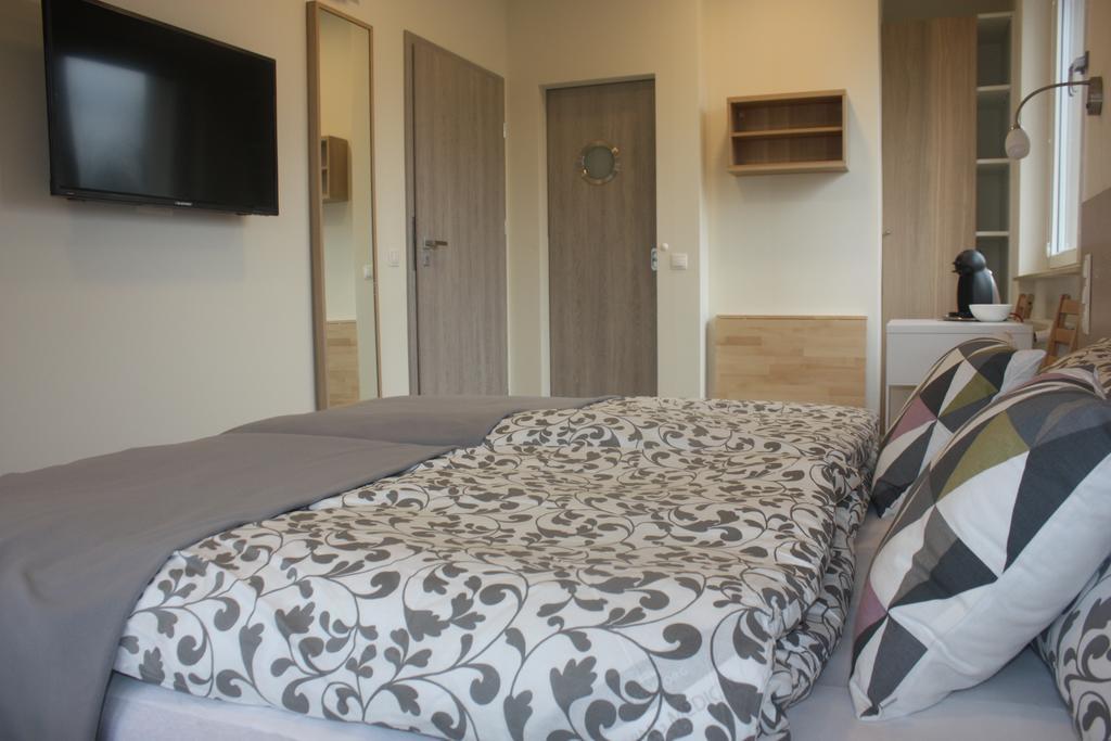 3 City Rooms غدينيا المظهر الخارجي الصورة